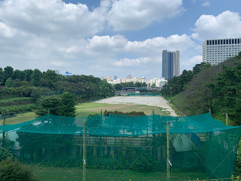 上智大学のグラウンドの写真