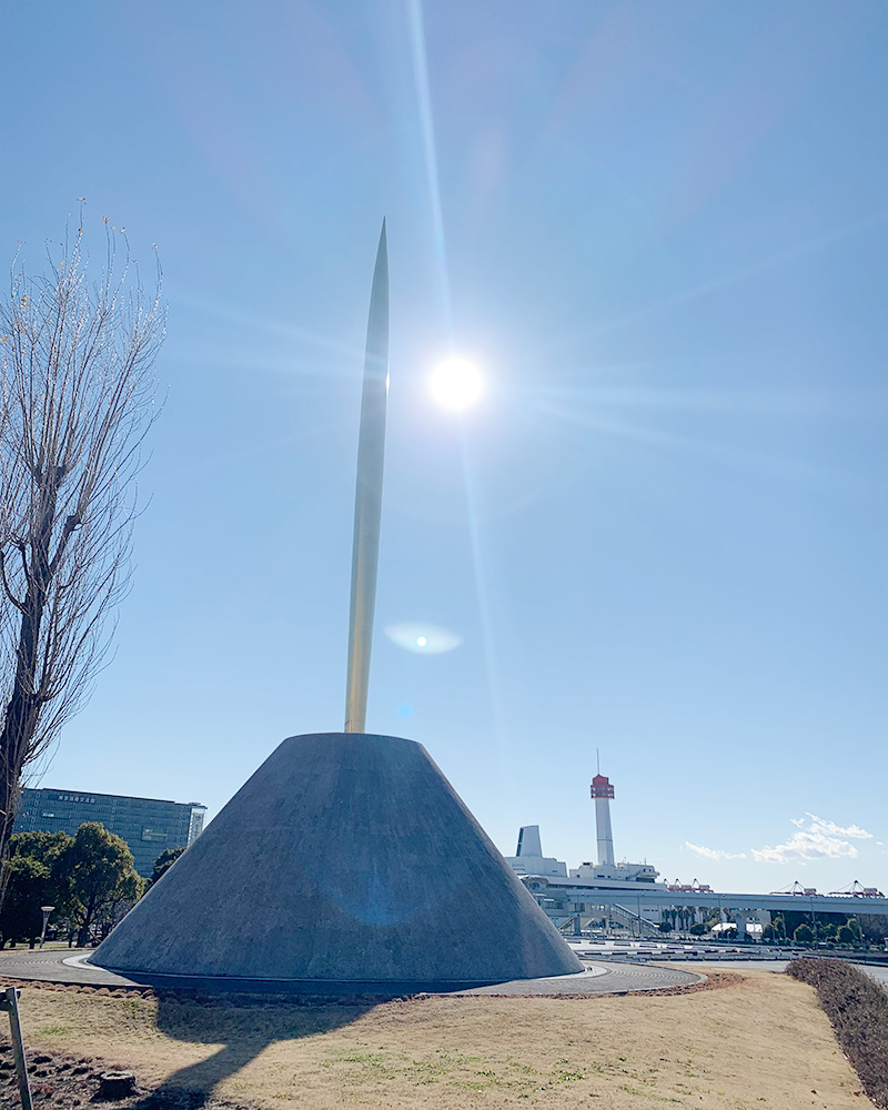 大きなオブジェの写真2