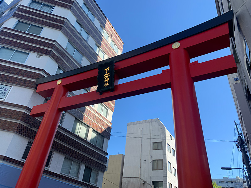 下谷神社の鳥居の写真