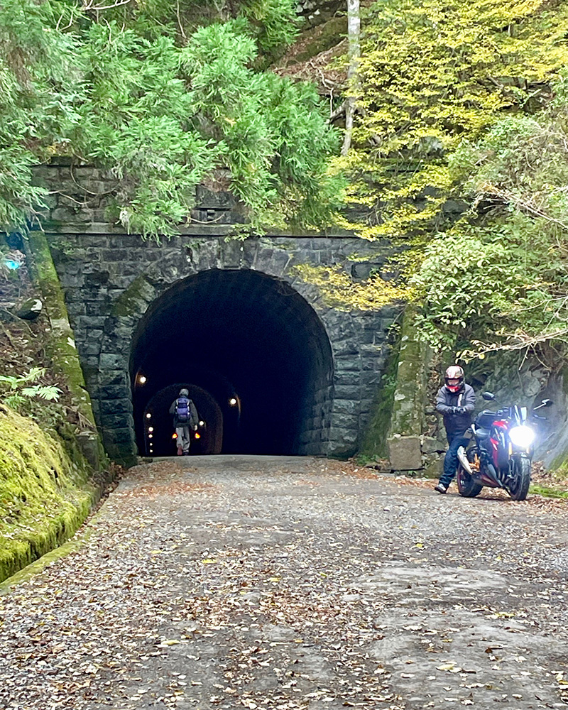 天城山隧道の写真
