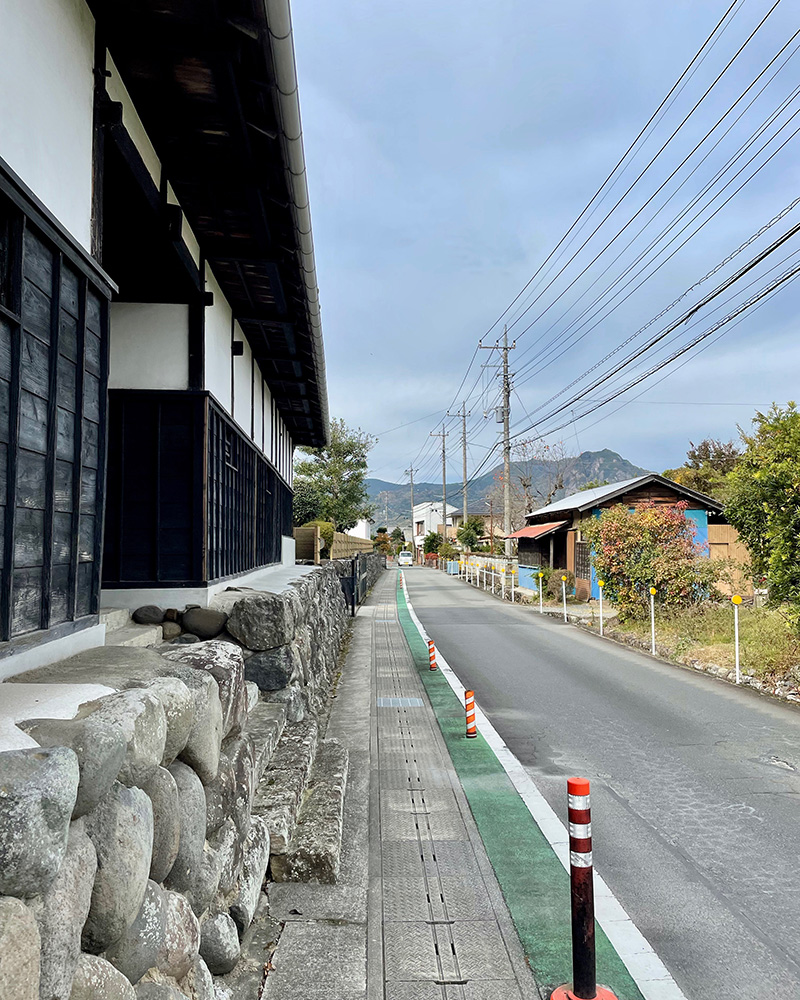 韮山伊豆長岡修善寺線をゆく写真