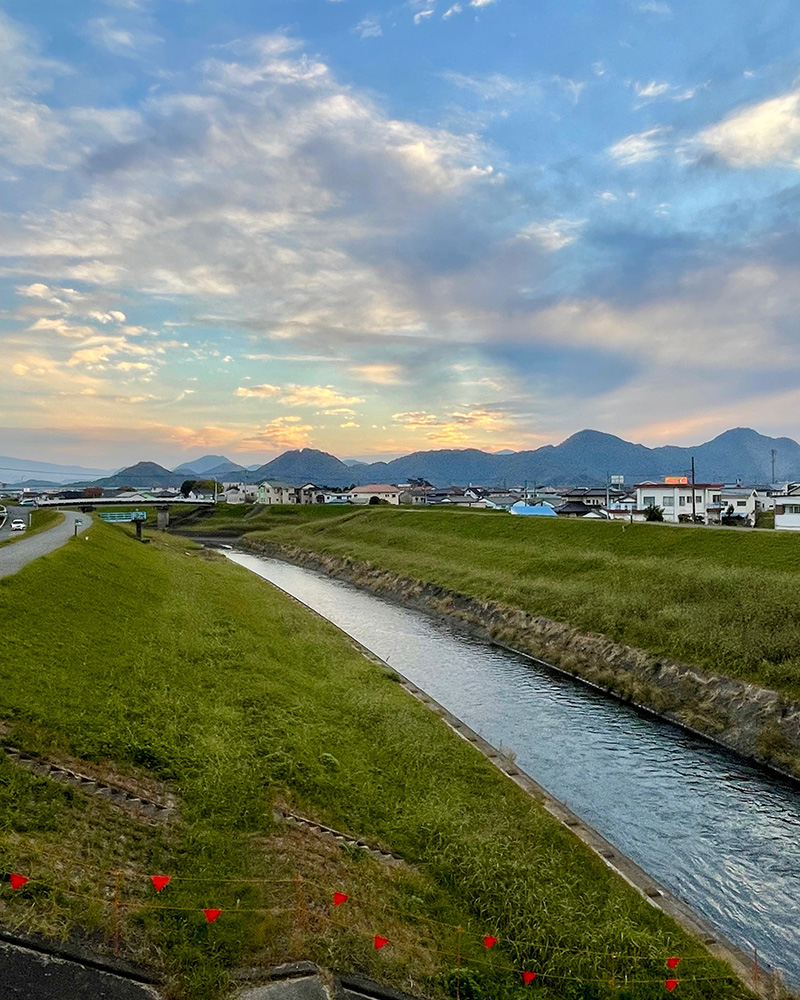 大場橋を渡る写真