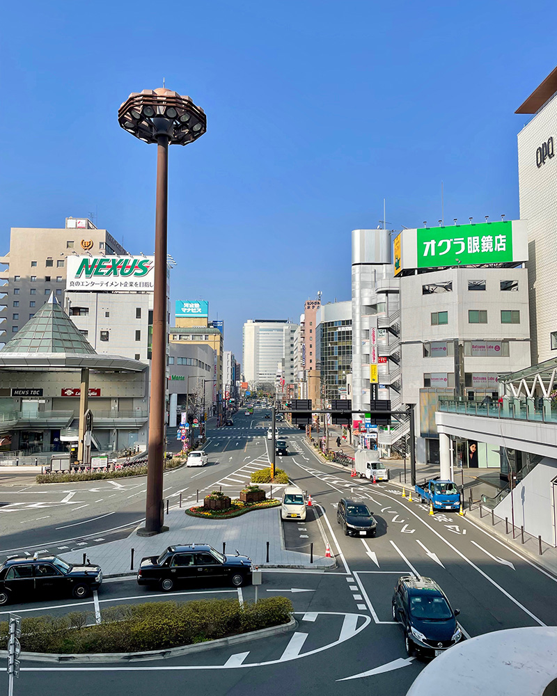 土曜の朝の高崎の街の写真