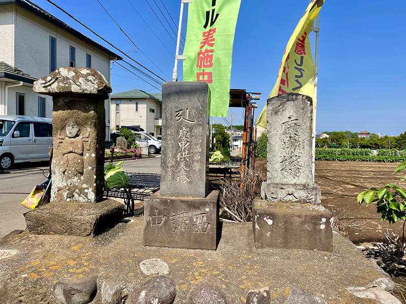 街道の痕跡が残る写真