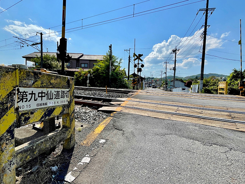 信越本線を越える写真