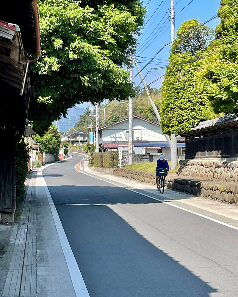 磯部温泉から中山道に戻り、一路西への写真