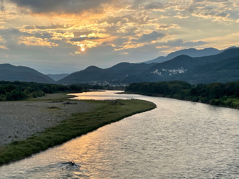丹波島橋で犀川を越える写真