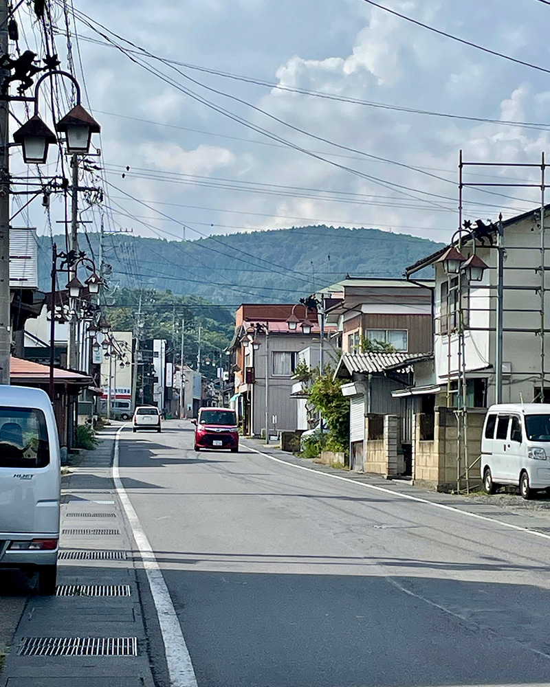 静かな牟礼の街並みの写真