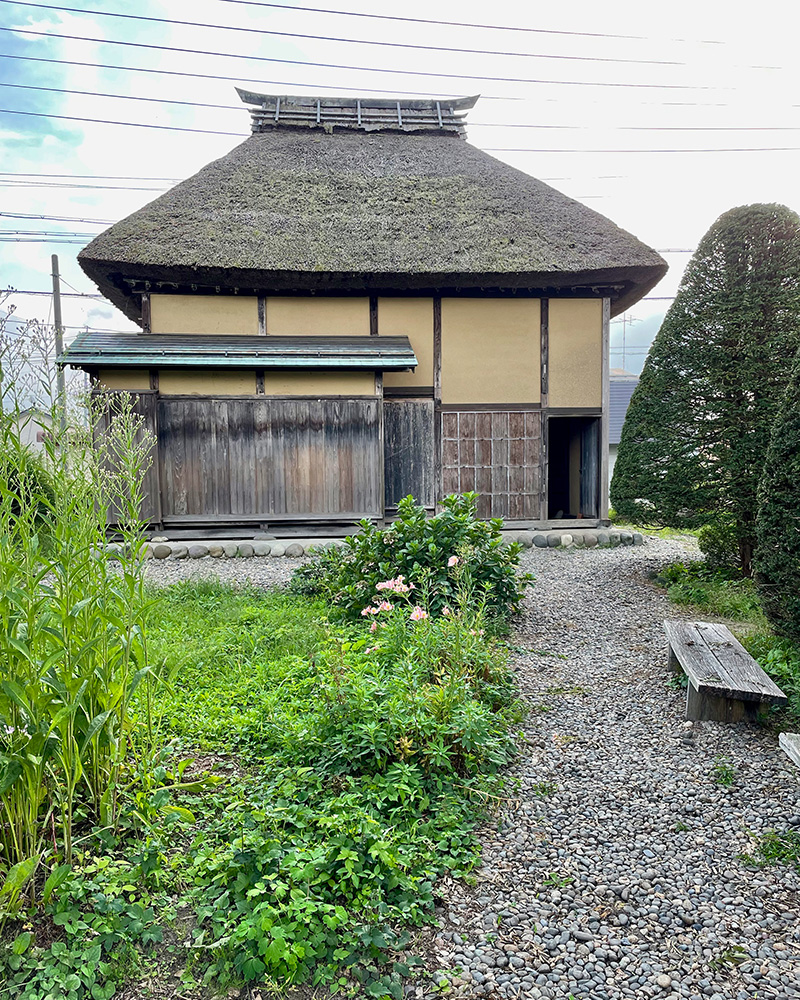隣にある弟の弥兵衛の屋敷の写真