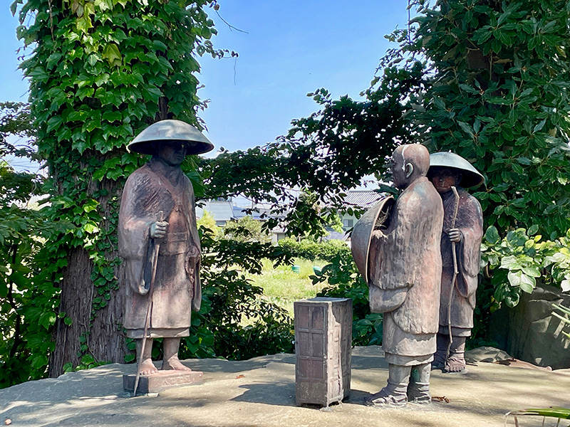親鸞聖人は後にここから関東へと旅立つ写真