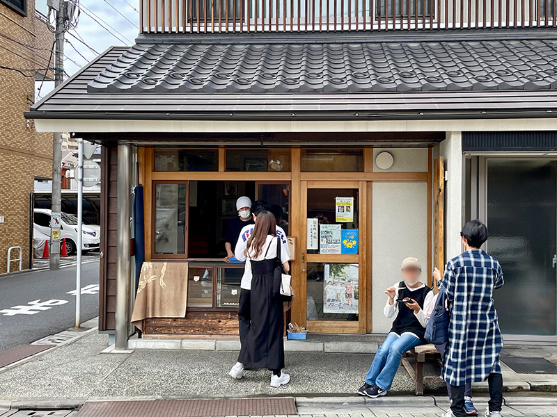 みるみるうちに客が集まり出した写真