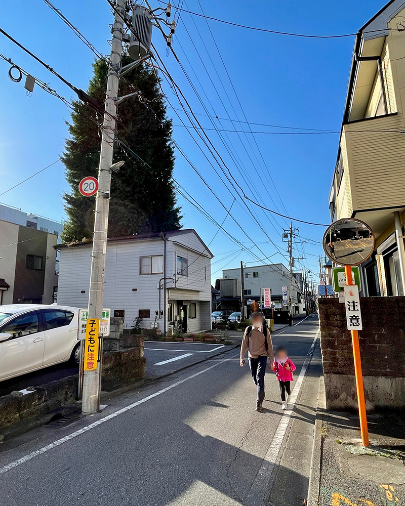 宇都宮宿本陣跡に立つ大イチョウの写真