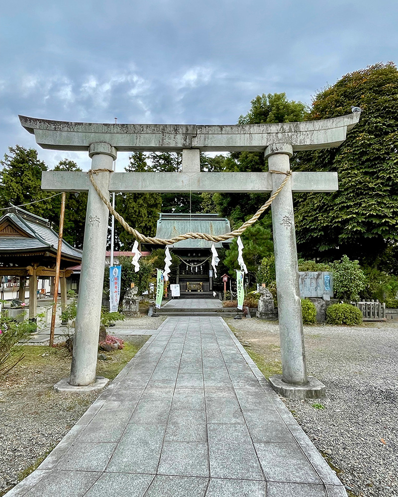 報徳二宮神社に参拝の写真